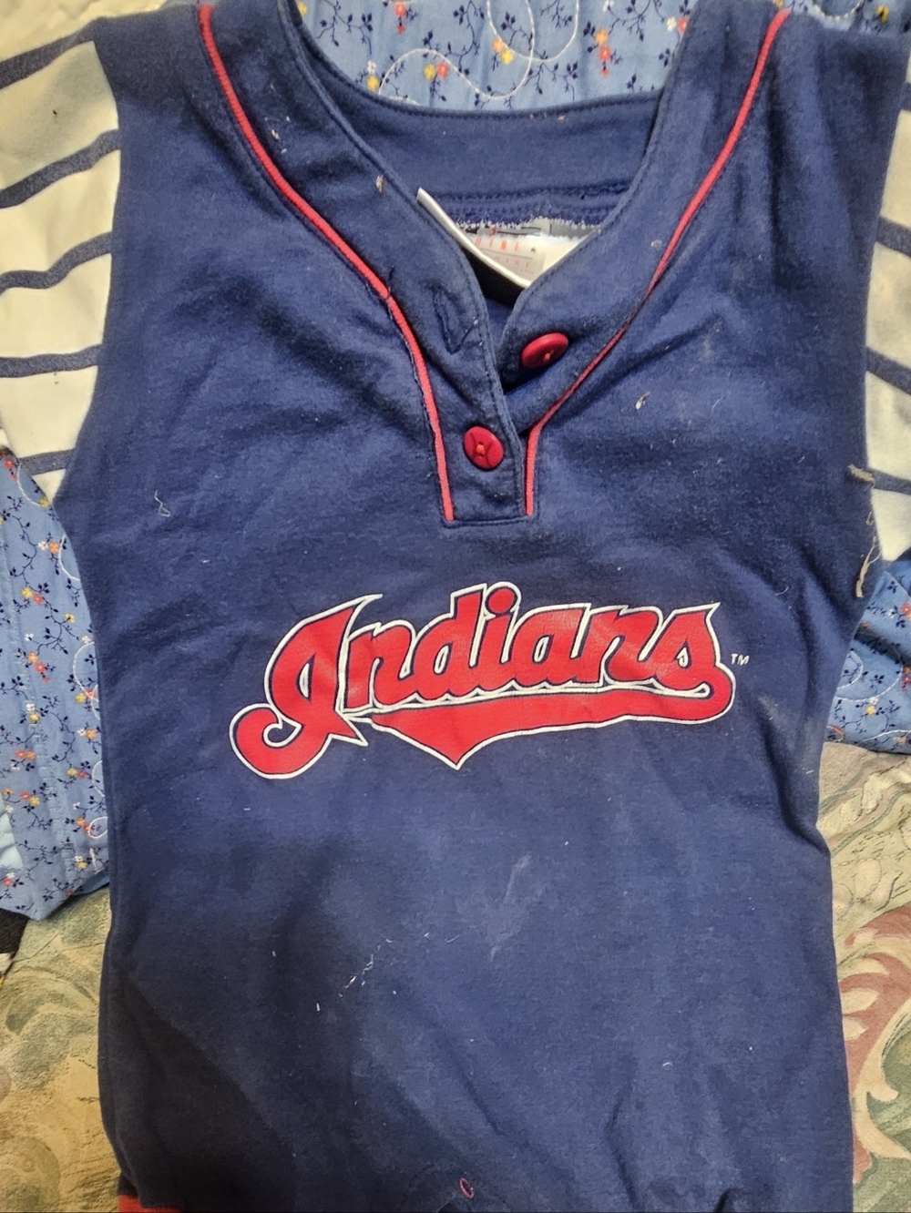 Infant Clevland Indians Onesie Set
